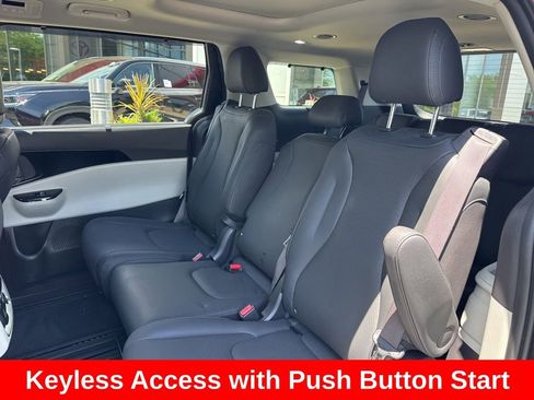 Used 2024 Kia Carnival SX Prestige FWD image 15
