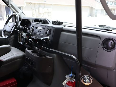 Used 2012 Ford E-350 and Econoline 350 Extended Super Duty w/ PWR Group RWD image 17