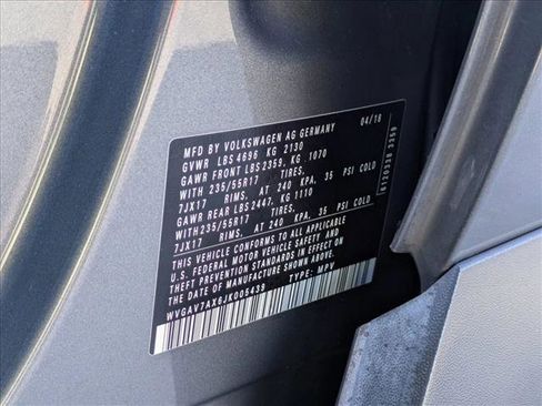 Used 2018 Volkswagen Tiguan Limited w/ Alloy Wheels Package image 24