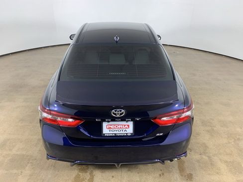 Used 2022 Toyota Camry SE image 11