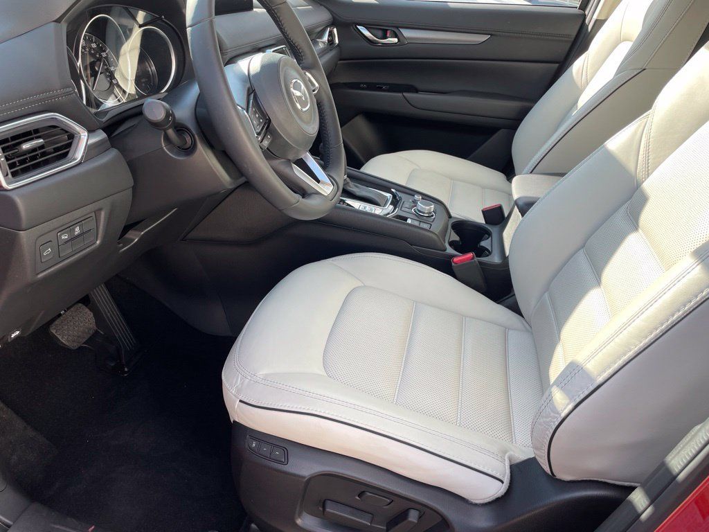Certified 2025 MAZDA CX-5 AWD 2.5 S w/ Preferred Package image 9