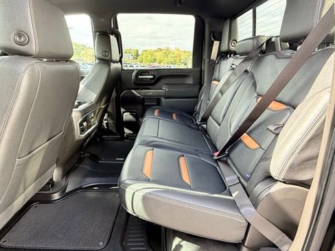 Used 2023 GMC Sierra 2500 AT4 w/ AT4 Preferred Package image 19