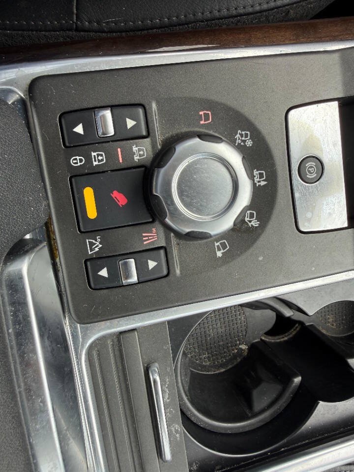 Used 2011 Land Rover Range Rover Sport HSE AWD/4WD image 14