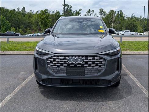 Used 2025 Audi Q5 Premium Plus AWD/4WD image 3