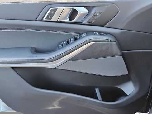 New 2026 BMW X5 sDrive40i w/ Premium Package image 28