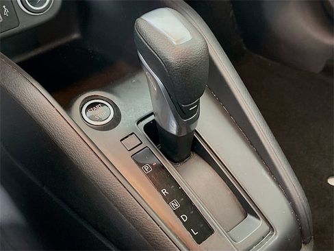 Used 2024 Nissan Kicks S image 17