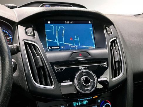 Used 2017 Ford Focus RS image 9