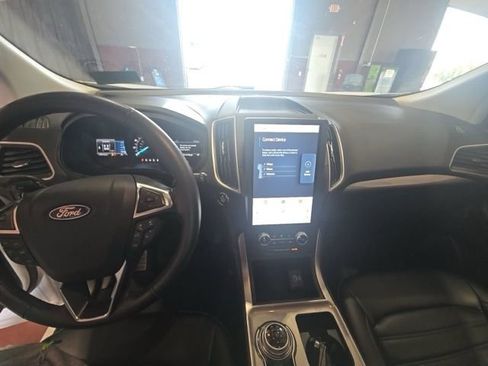 Used 2024 Ford Edge SEL w/ Convenience Package AWD/4WD image 6