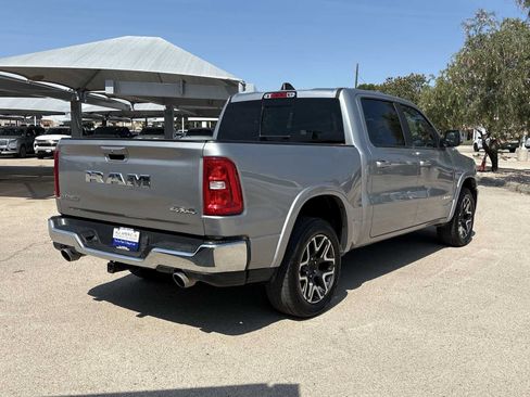 Used 2025 RAM 1500 Laramie AWD/4WD image 8