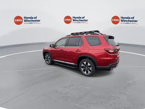 New 2026 Honda Pilot Touring image 7