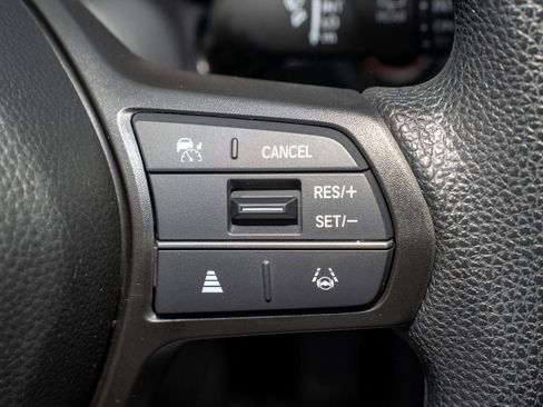 Used 2025 Honda CR-V LX image 32
