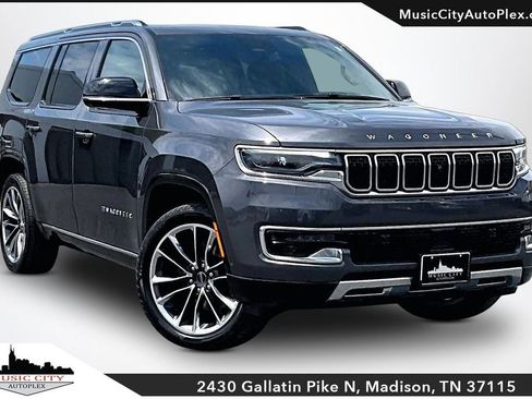 Used 2023 Jeep Wagoneer Series III w/ Premium Group I AWD/4WD image 1