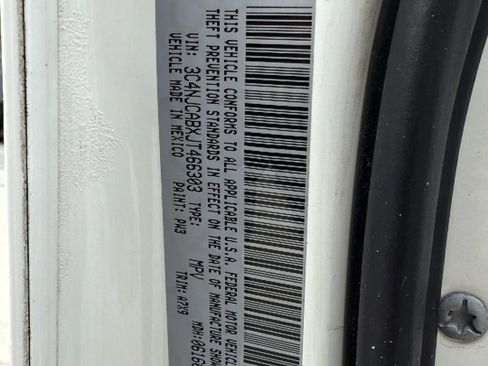 Used 2018 Jeep Compass Sport image 40