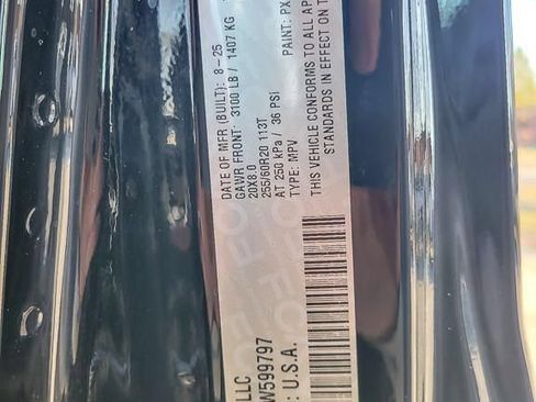 Certified 2025 Jeep Wrangler Unlimited Sahara w/ Safety Group AWD/4WD image 26