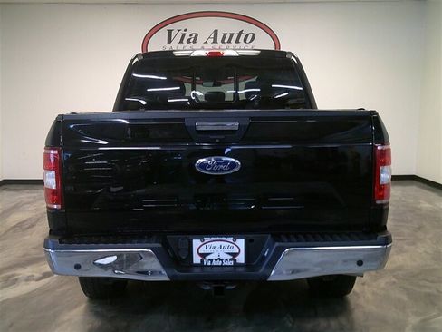 Used 2018 Ford F150 XLT w/ Equipment Group 302A Luxury image 8