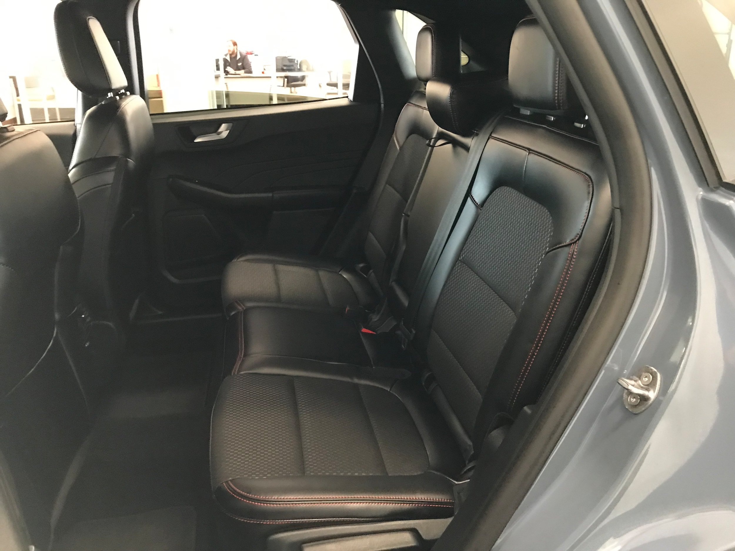 Used 2024 Ford Escape ST-Line w/ Tech Pack #1 AWD/4WD image 10
