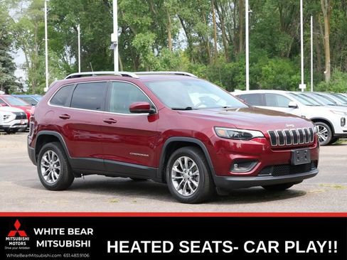 Used 2019 Jeep Cherokee Latitude Plus w/ Cold Weather Group FWD image 1