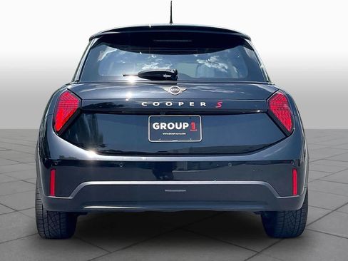 Used 2025 MINI Cooper S FWD image 4