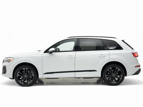 Certified 2025 Audi Q7 3.0T Premium Plus w/ Premium Plus Package image 30