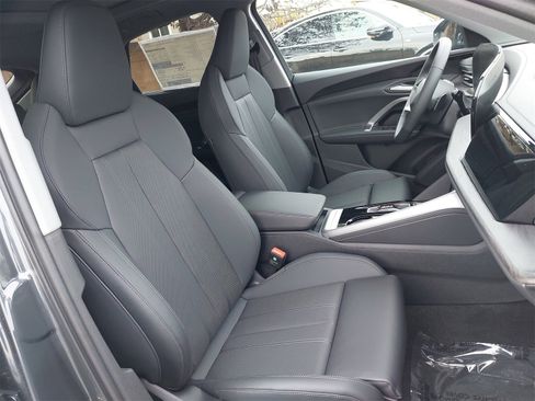 New 2025 Audi Q5 Premium Plus image 10