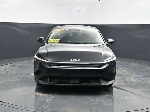 Used 2025 Kia K4 FWD image 2