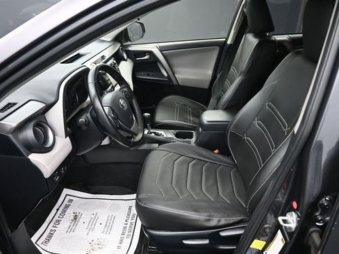 Used 2018 Toyota RAV4 XLE image 11