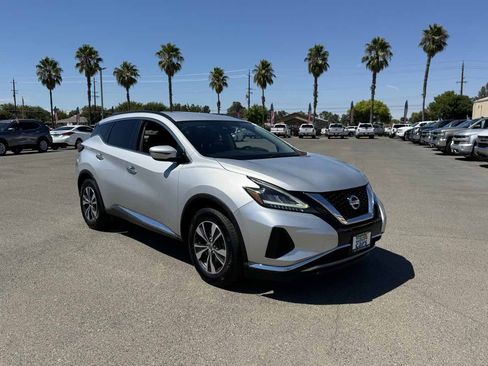 Used 2020 Nissan Murano SV FWD image 2
