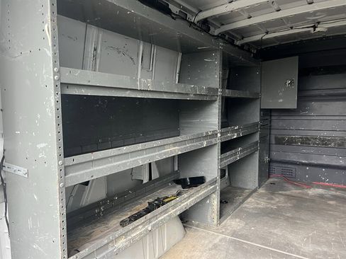 Used 2013 Freightliner Sprinter 2500 image 11