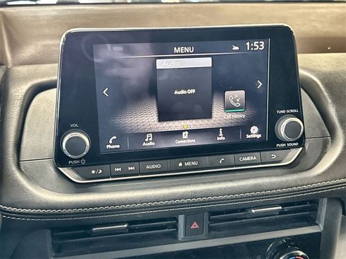 Used 2023 Nissan Rogue SV image 19