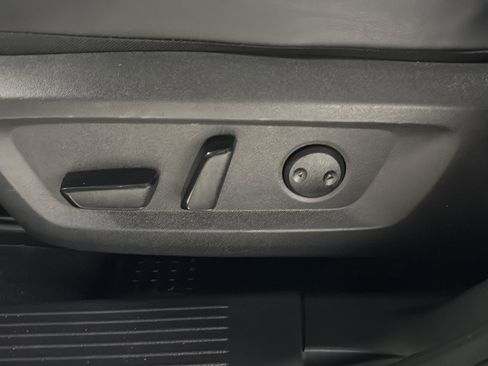 Used 2022 Nissan Rogue Platinum w/ Head-Up Display Package AWD/4WD image 19