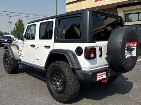 Used 2021 Jeep Wrangler Unlimited Rubicon w/ Xtreme Recon 35" Tire Package AWD/4WD image 7