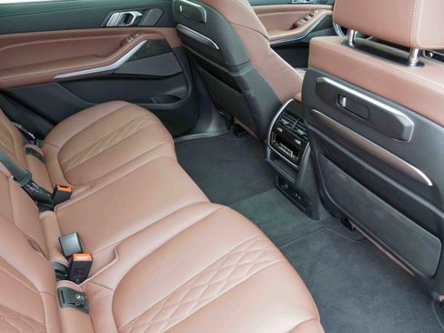 Certified 2023 BMW X7 M60i w/ Executive Package image 35