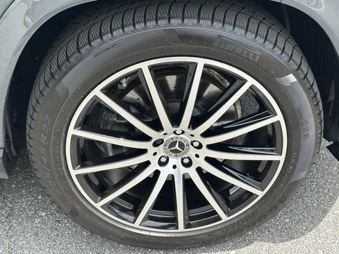 Certified 2025 Mercedes-Benz GLS 580 4MATIC image 14
