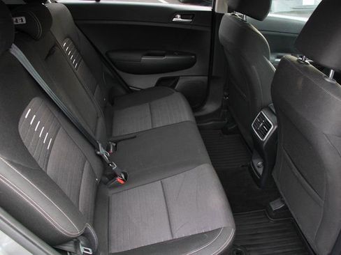 Used 2020 Kia Sportage LX w/ LX Popular Package image 28