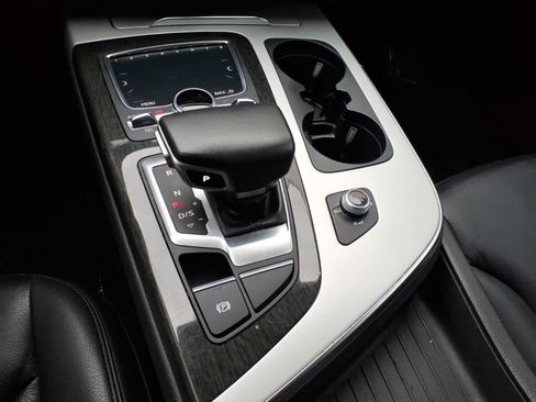 Used 2019 Audi Q7 2.0T Premium Plus w/ Premium Plus Package AWD/4WD image 23