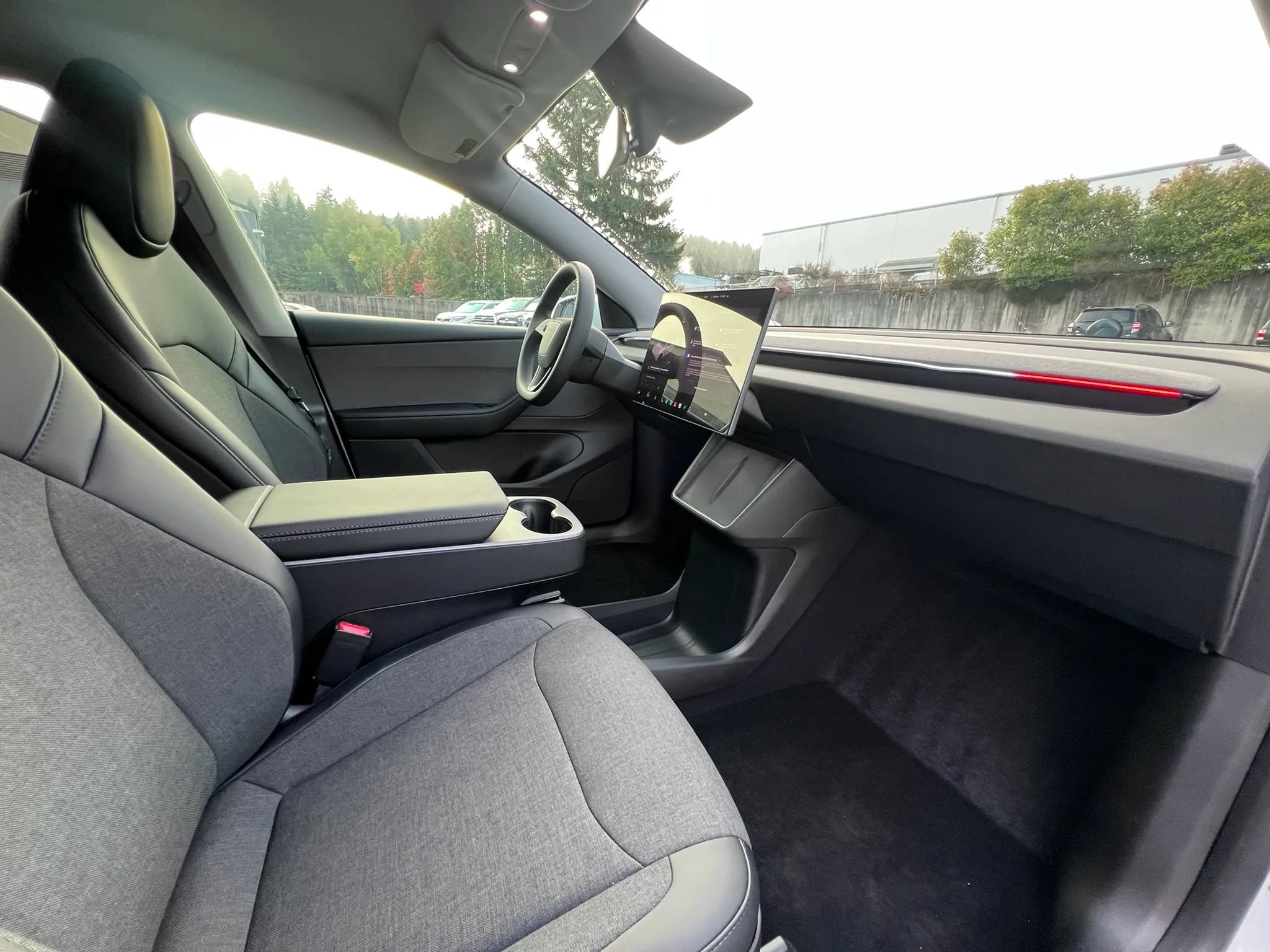 Used 2026 Tesla Model Y AWD image 18