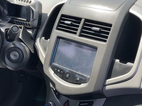 Used 2016 Chevrolet Sonic LT image 6