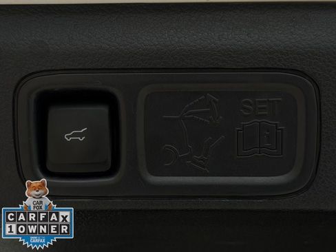 Used 2024 Ford Expedition Max XLT image 28