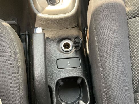 Used 2015 Chevrolet Sonic LT FWD image 34