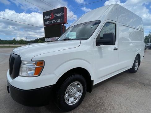 Used 2020 Nissan NV 2500 SV RWD image 4