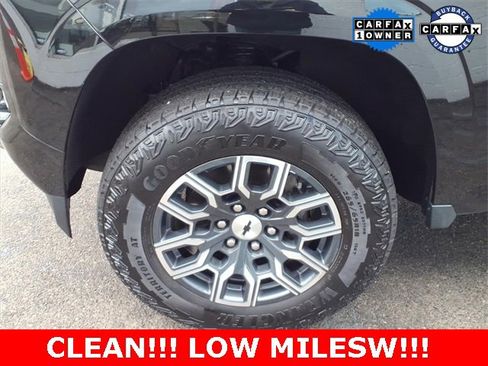 Used 2024 Chevrolet Colorado Z71 w/ Z71 Convenience Package 2 image 8