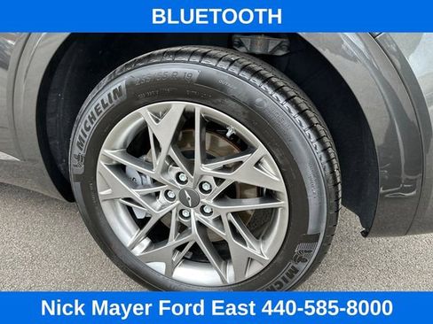 Used 2025 Genesis GV70 2.5T w/ Select Package AWD/4WD image 35