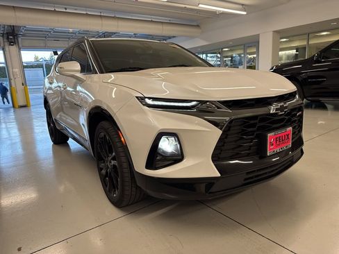 Used 2022 Chevrolet Blazer RS w/ Enhanced Convenience Package image 3