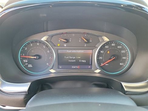 Used 2023 Chevrolet Traverse LT image 24