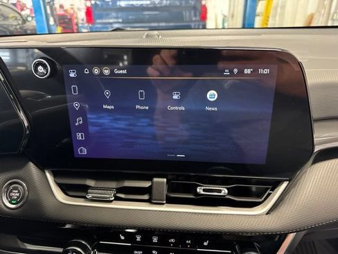 New 2026 Chevrolet Equinox LT w/ Safety and Technology Package AWD/4WD image 22