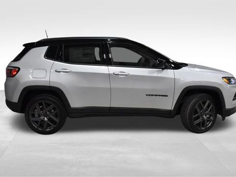 New 2026 Jeep Compass Limited image 3