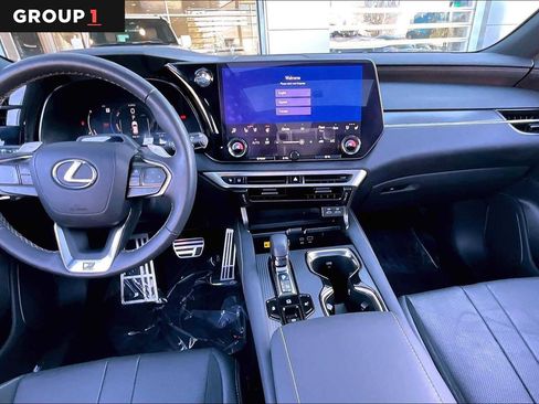 Used 2024 Lexus RX 500h F Sport w/ Convenience Package image 16