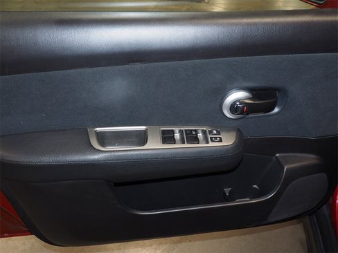 Used 2010 Nissan Versa 1.8 S w/ PWR Plus Pkg image 7