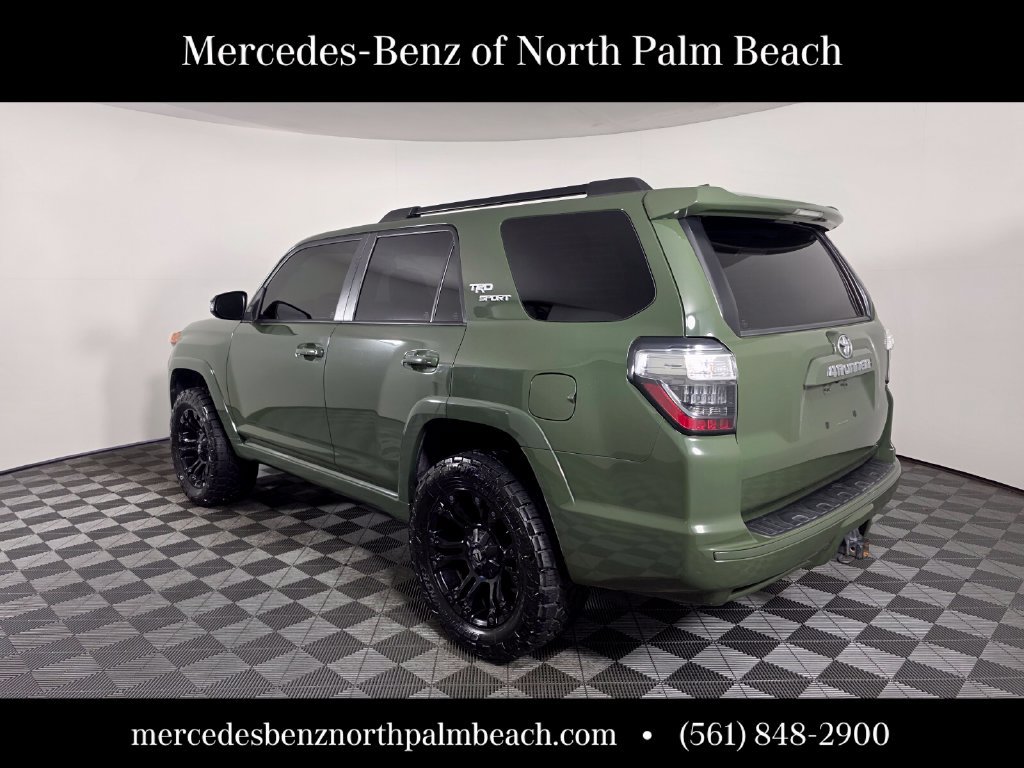 Used 2022 Toyota 4Runner TRD Sport w/ Technology Package AWD/4WD image 4
