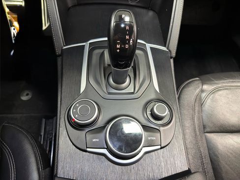Used 2018 Alfa Romeo Stelvio Sport w/ Quick Order Package 22J Sport image 23